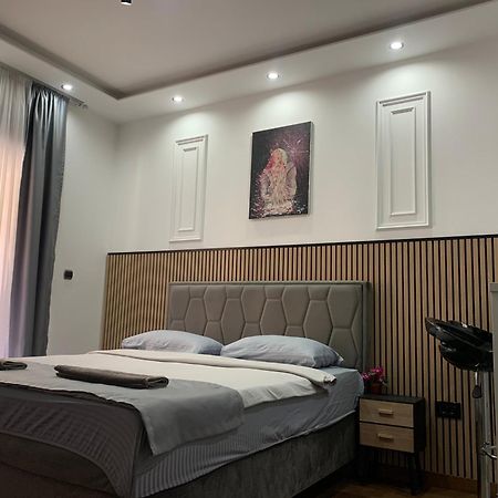 Ad Luxury Apartment Podgorica Ngoại thất bức ảnh
