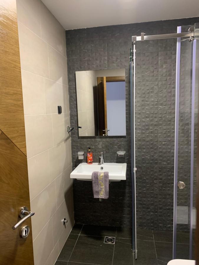 Ad Luxury Apartment Podgorica Ngoại thất bức ảnh