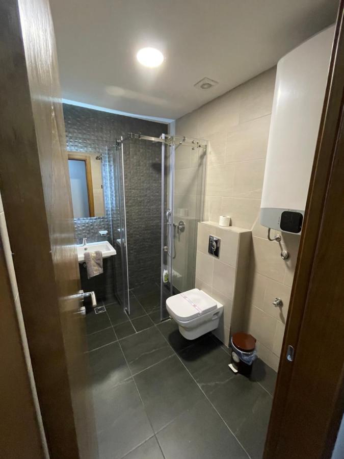 Ad Luxury Apartment Podgorica Ngoại thất bức ảnh