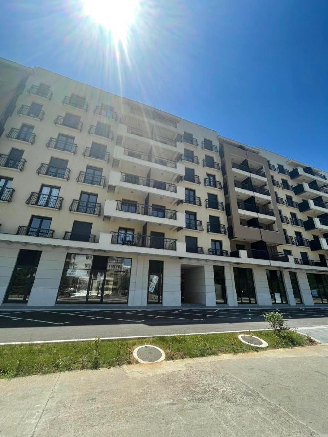 Ad Luxury Apartment Podgorica Ngoại thất bức ảnh