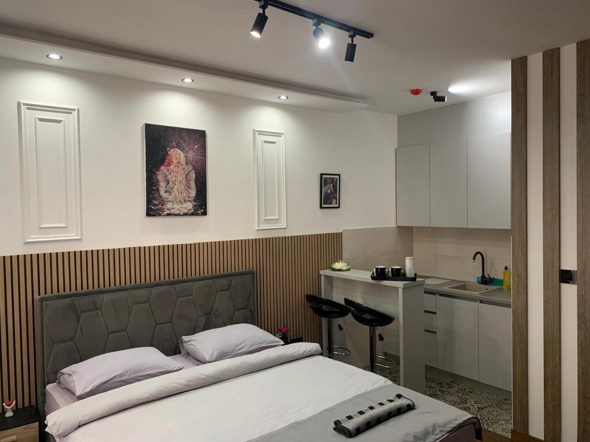 Ad Luxury Apartment Podgorica Ngoại thất bức ảnh